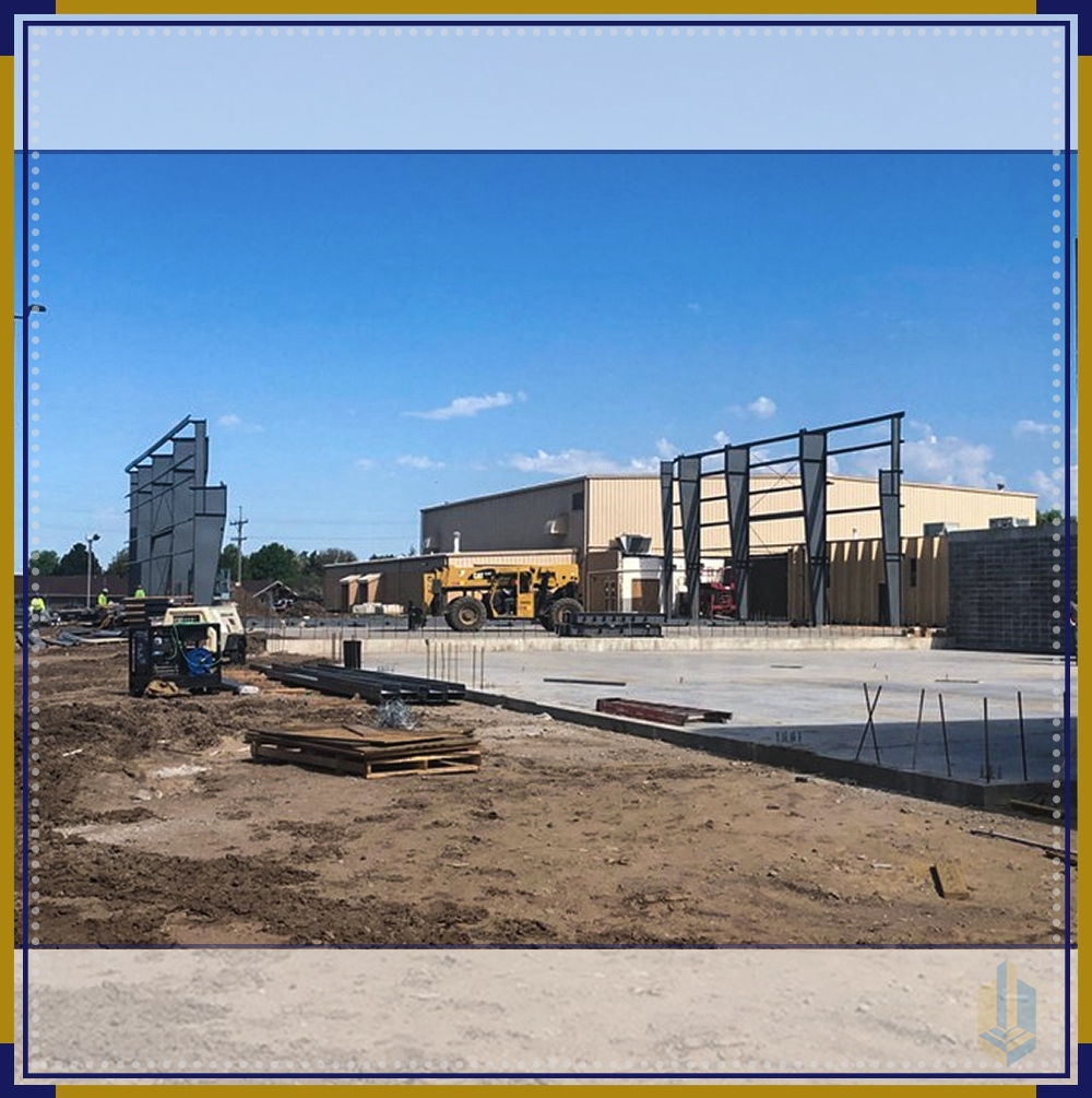 Landmarkarchit's tweet photo. Reaching for the sky at Little River Junior - Senior High School.  Exciting to see the new gym taking shape.  🏐🏀  #landmarkarchitects #LMbuildsKS #buildingeducation @EngConsultPA #professionalengineeringandconsultants⁠
@wiensandcompany @USD444 @littleriverjuinorseniorhigh https://t.co/WXquQksCmh