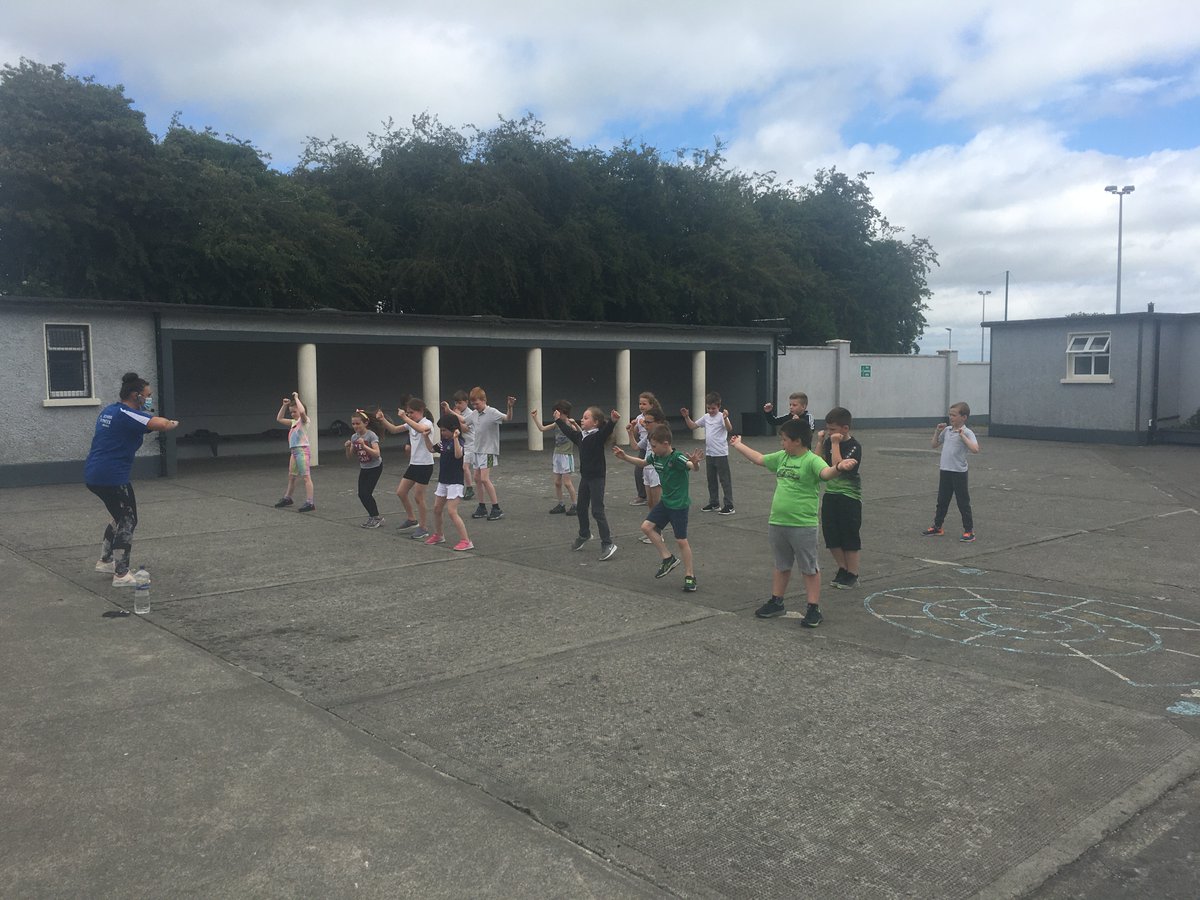 ArdaghNatSch's tweet photo. Active Week is in full swing here in Ardagh!
@activeweek @SchoolFitness1 https://t.co/Yq5vce9zqH