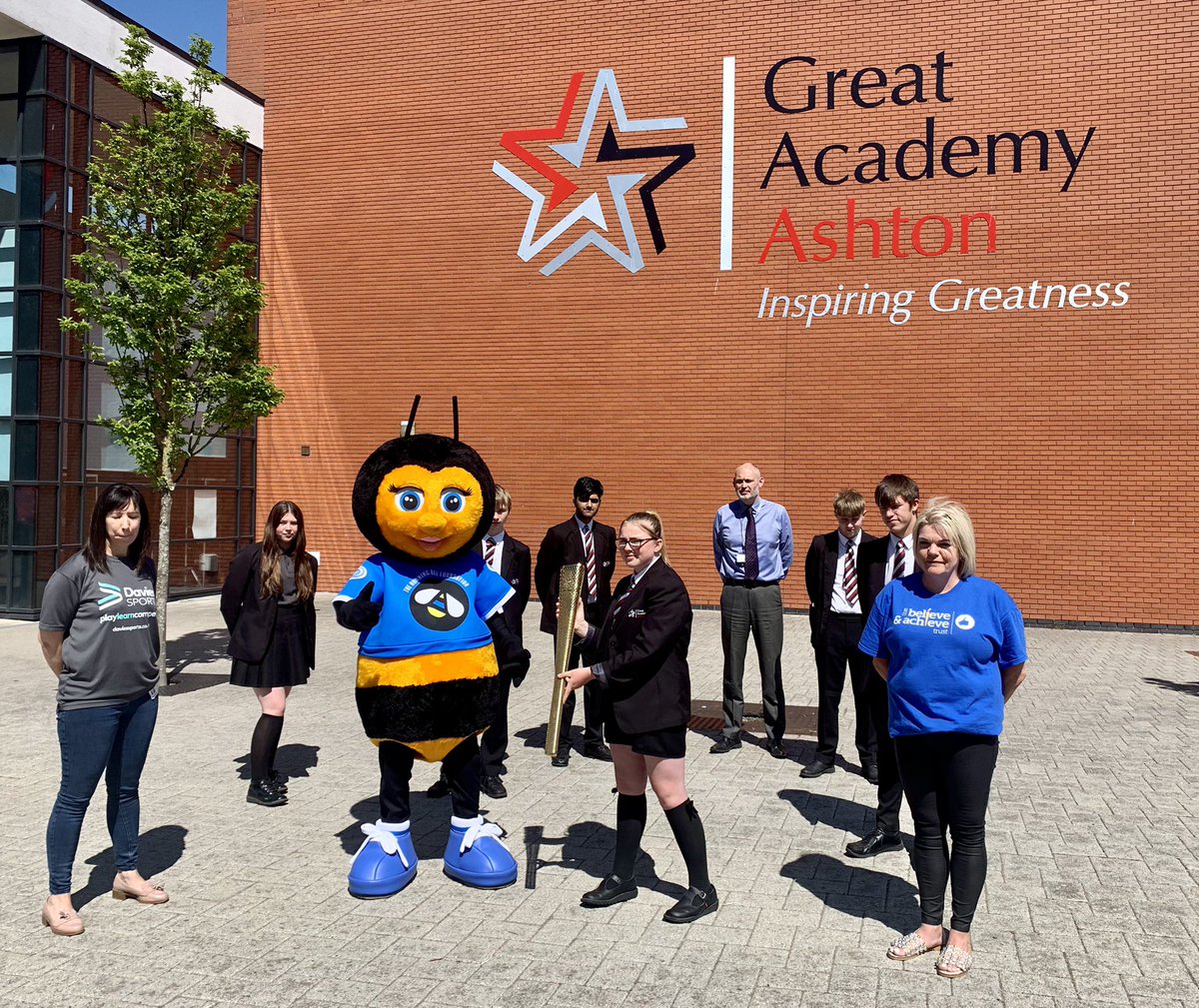 tamesidessp's tweet photo. Getting excited about our torch relay around 47 schools next week- supported by @TheRunningBee @BAATameside @DaviesSportsUK @GaaPrincipal @GAAshton_news https://t.co/c5P46Pxoir