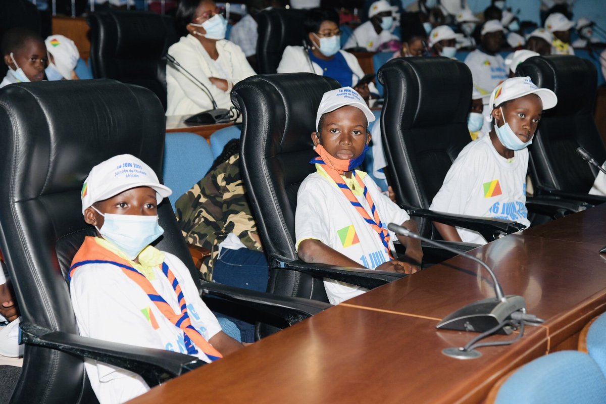 Lancement de la cérémonie de célébration de la #JourneedelEnfantAfricain, face à <a href="/lajusticecg/">MINISTERE DE LA JUSTICE</a> ,@MSPPFIFD_cg <a href="/CongoMepsa/">MEPSA CONGO</a>, la Ministre des Affaires Sociales, les enfants du 🇨🇬 font entendre leurs voix📣
#DayOfTheAfricanChild #AfricaFitForChildren pic.x.com/SSKln5YxFZ