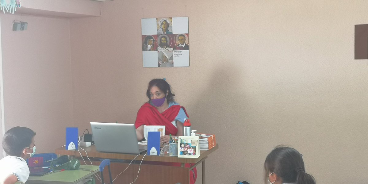 sanjosevalde's tweet photo. 👉Hoy nos ha visitado la autora de nuestro libro de lectura #Supercotilla de @EdicionesIdampa,📚un encuentro interesante para #4EP y #5EP
#SanJosé #Since1878 #colegiosHHCC #EducaciónVicenciana #colegiosconalma #niñosquesonríen https://t.co/SA5coNBkNq