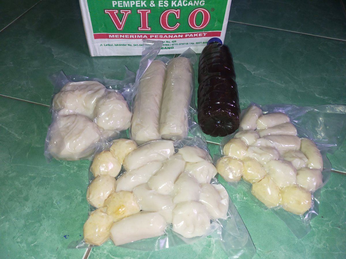 Pempekke dulu sayang🤤😋🤣👍