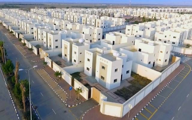 مصادر تؤكد :

تطبيق الكود السعودي للمباني السكنية سيبدأ من أول شهر يوليو المقبل على المباني الجديدة والمباني القائمة في حالة الترميم أو تغيير الاستخدام أو التوسعة أو التعديل، سواء في القطاع العام أو الخاص.
(الاقتصادية)