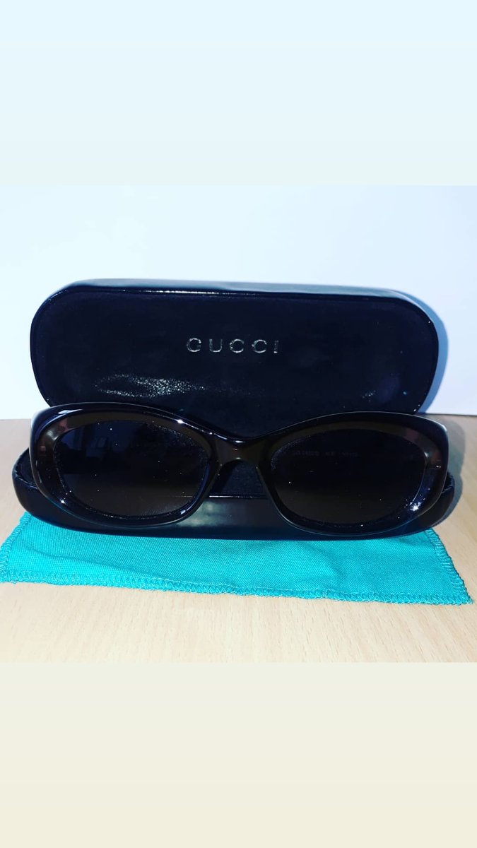 The generosity of our donators never ceases to amaze us. Especially when these highend sunglasses turn up ! Just in time for the summer sun. They are now available in the shop.
#sunglasses