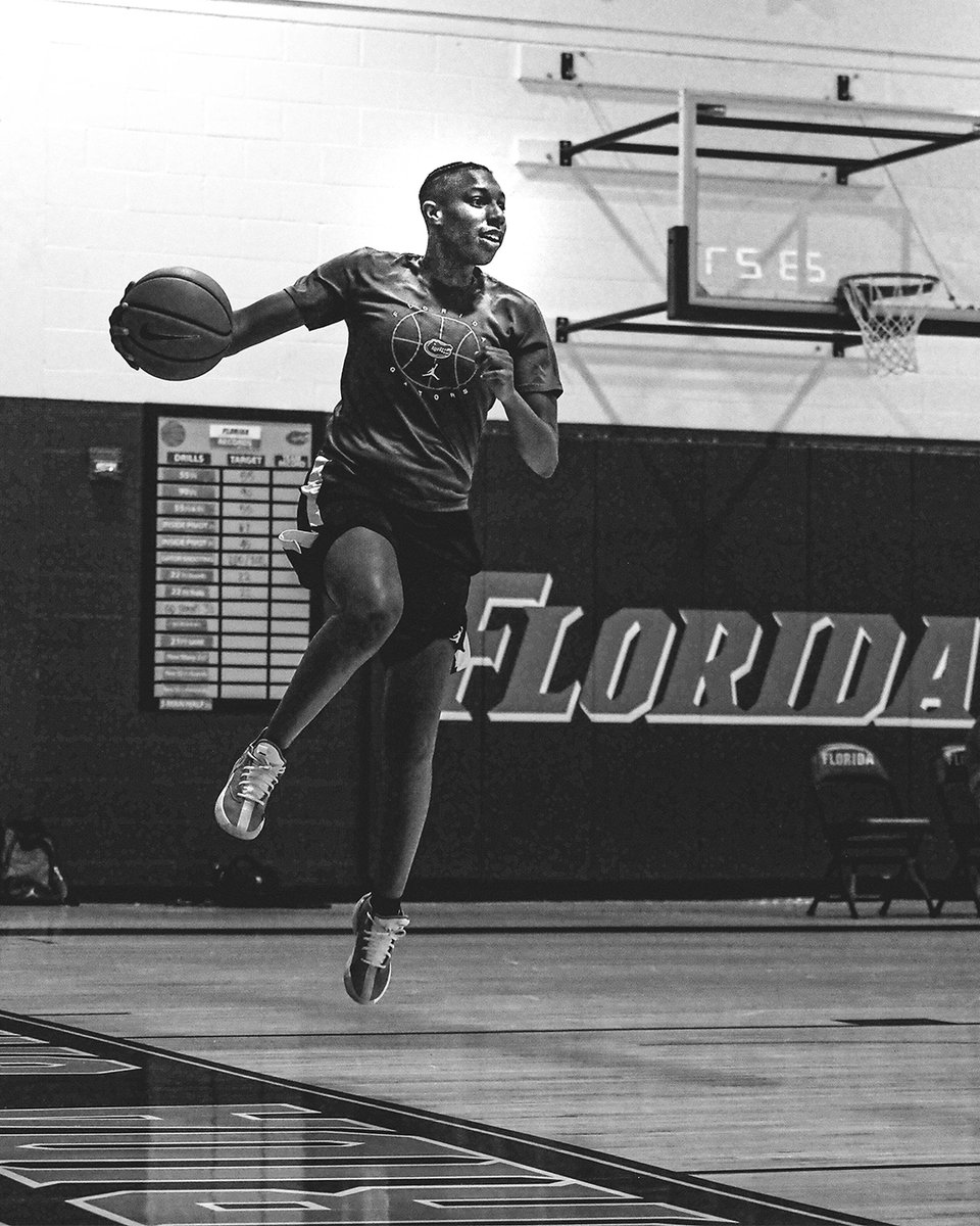 PG puttin' in that work 😤⛓️

@_KillerKii #GoGators