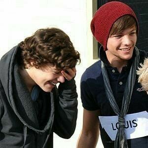 FetvsZayn93's tweet photo. lo capite che si sono innamorati l'uno dall'altro a questa età? https://t.co/NJGbOpuM0m