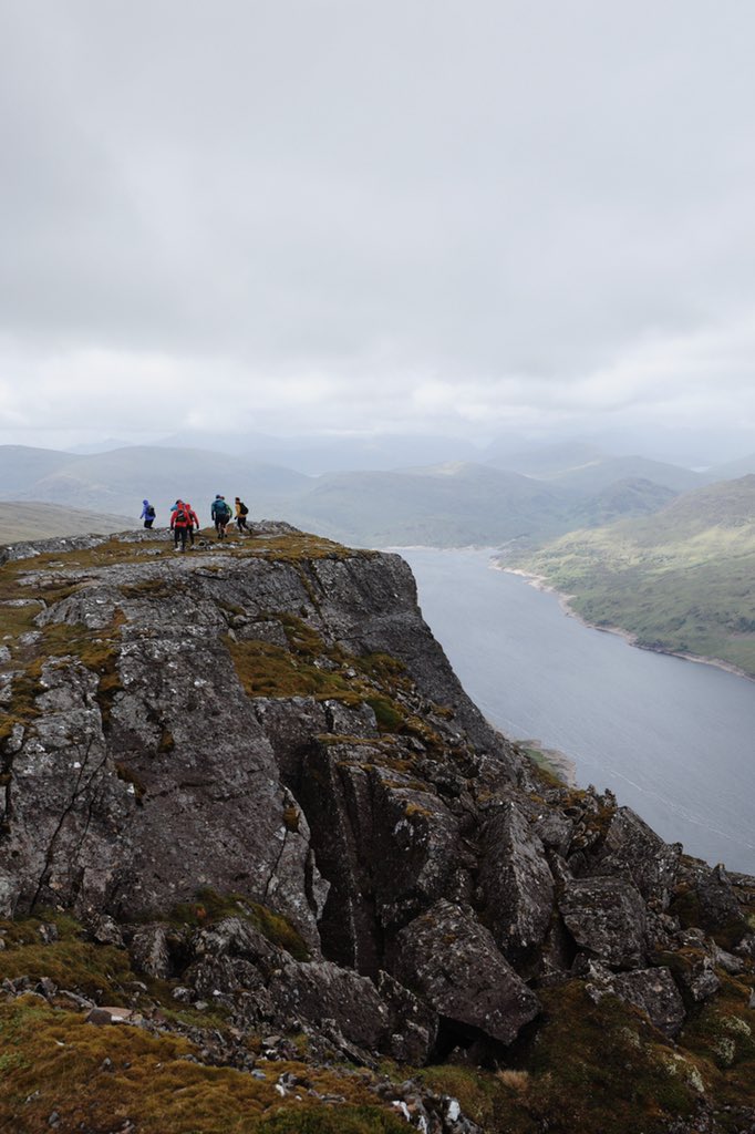 JohnyCook's tweet photo. @RunnersBlack Day 2 - ran up the summit to catch them on a cloud free Stob Coire Sgrìodain with Loch Treig in the back ⛰ #ramsayround https://t.co/nauU4lLBMm