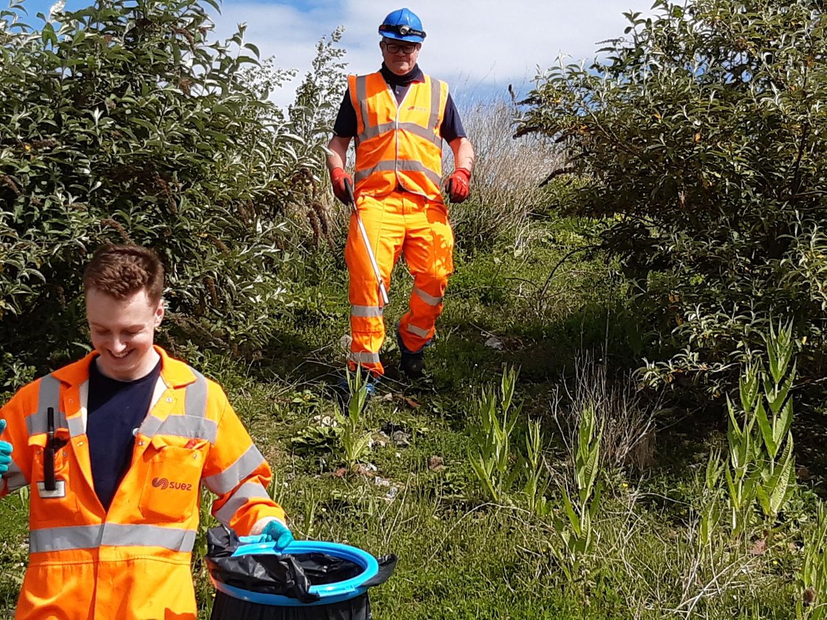 suezUK's tweet photo. The team from our North East energy recovery centre have been out #litterpicking, and collected many bags of rubbish, helping to look after their local #environment. Great team effort! #GoTeam #SUEZvalues #Always4Environment https://t.co/3ZbpFSaSRW