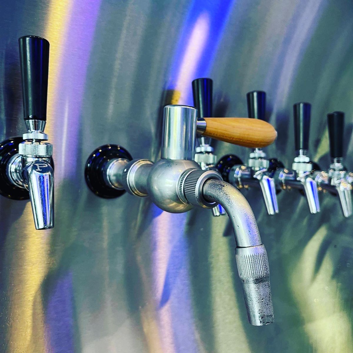 Holler Brewing Co. tweet media