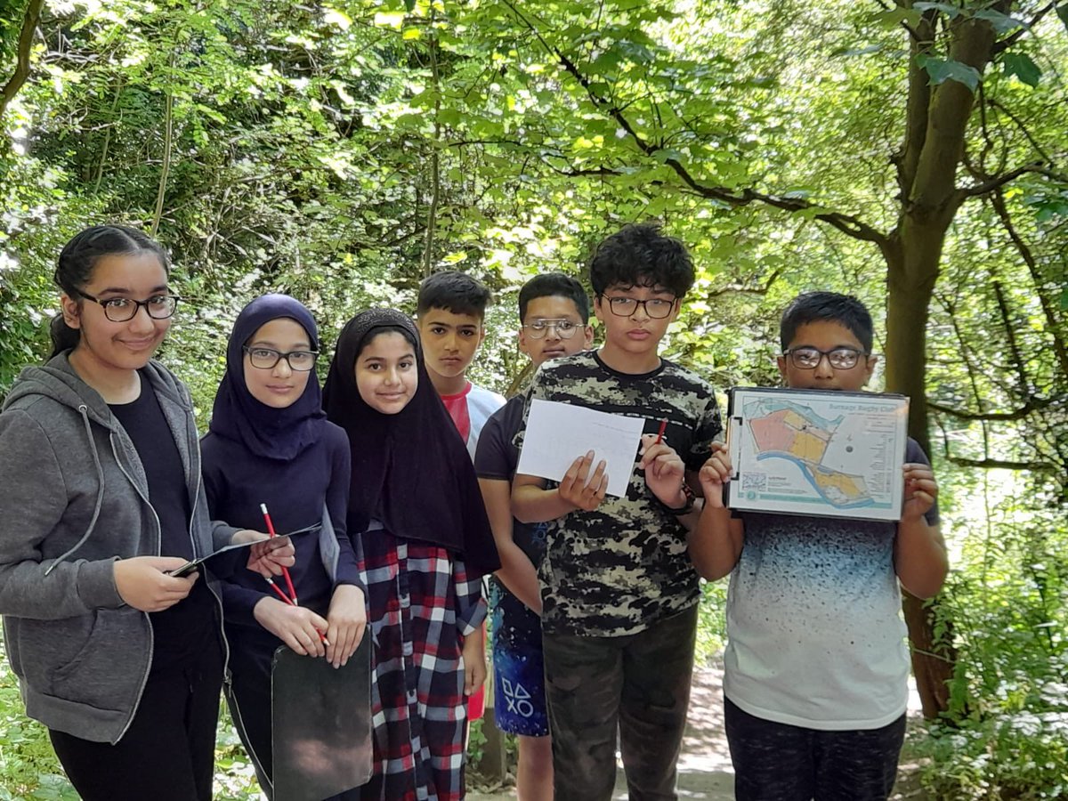 Y6Bps's tweet photo. 6DM having fun in the sun! ☀️🛶 @BirchfieldsPS https://t.co/VcbeHkI59F