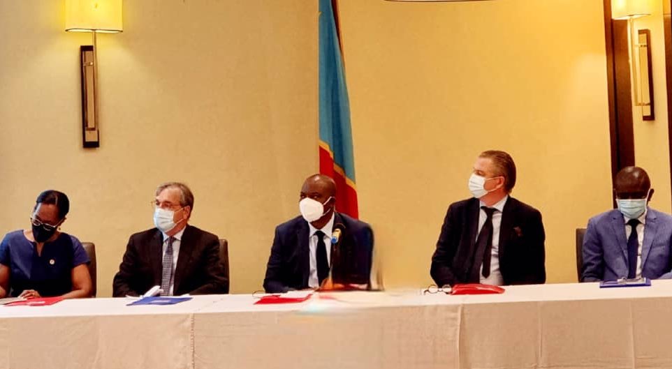 Heureux d’avoir fait une mission terrain avec tous les partenaires pour accélérer la réponse au #VIH. Ensemble, en équipe, nous pourrons mieux répondre aux besoins des congolaises et congolais. <a href="/SwedeninDRCongo/">Sweden in DR Congo</a> @UNaidsDRC @DEVCanada <a href="/PNMLS1/">PNMLS</a> #pnls