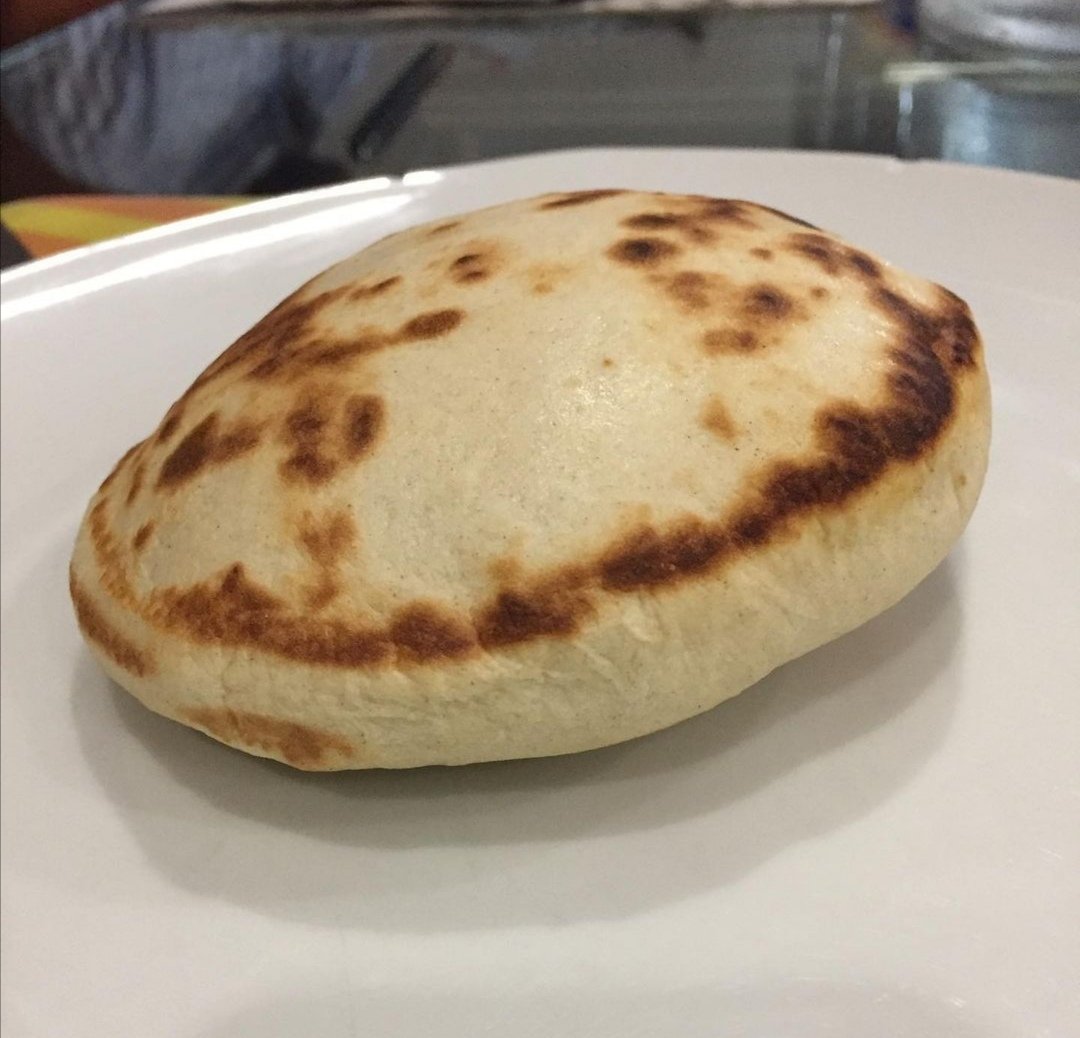 ¿A quien le pasa esto 👇 ? Arepas de harina de trigo para iniciar el miércoles #FelizMiercoles