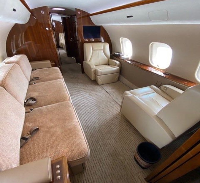 Quick - we have something for sale that's not 65yrs old. Magnificent 2011 #bombardier #global5000 with only 2,400hrs, engine prog, Batch 3.3 pointy end with FANS 1/A, CPDLC, ADS-B Out v2 and new 8C inspection. DM for details