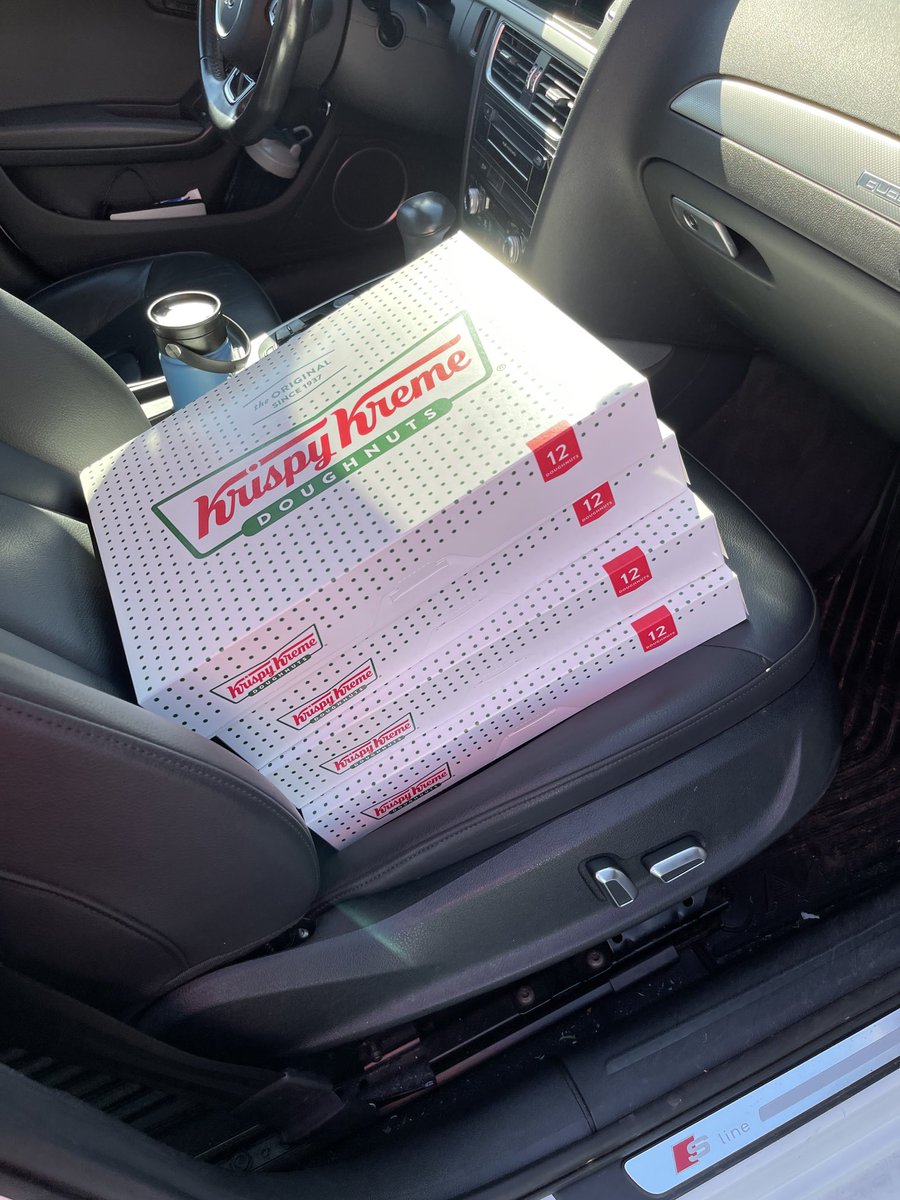 DrLCsquare's tweet photo. On site today so bringing my #MerckChemsitry team some treats! ⁦@krispykreme⁩ https://t.co/4dsYyALYbC