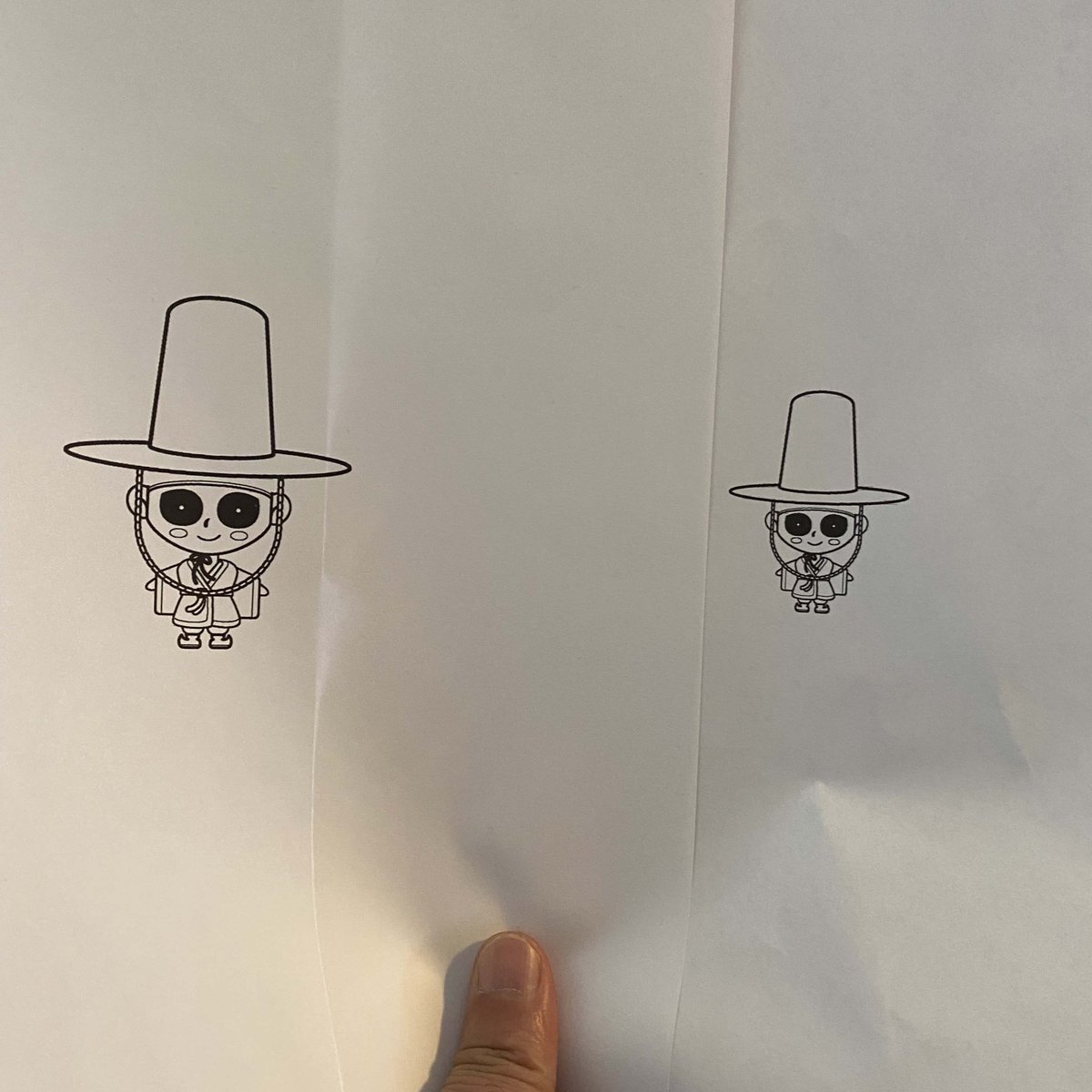 blee412's tweet image. Huh, to go 3in or 1in for this pin... maybe 2.5? Funny feeling this one might be pricey to produce. Haha. 
.
.
.
#VectorArt #PetProjects #illustration #chibi #kawaii #KoreanFolklore #JeoSeungSaja #myth #folklore