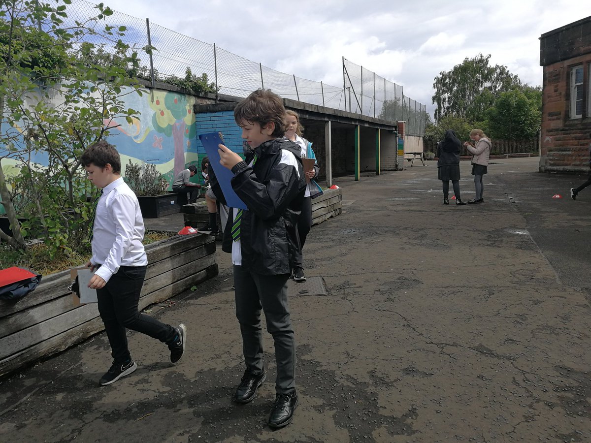 ActiveSchoolsII's tweet photo. More orienteering fun with the senior classes at St. Conval's Primary :-) https://t.co/bWolwJDxlV