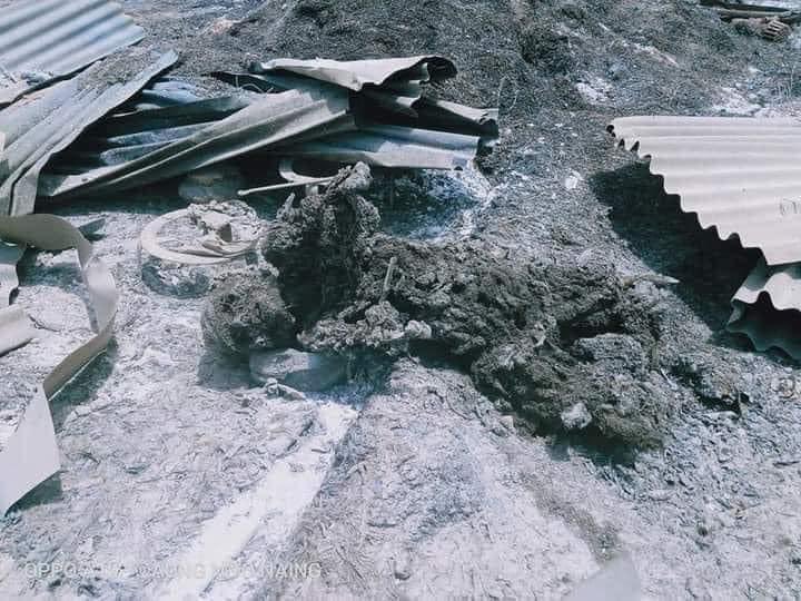AliceTheChalic's tweet photo. Several elderly people were burned alive inside their houses when the military turned the whole village into ashes. #Kinma Village #WhatsHappeningInMyanmar https://t.co/jQu1gUX3Oz