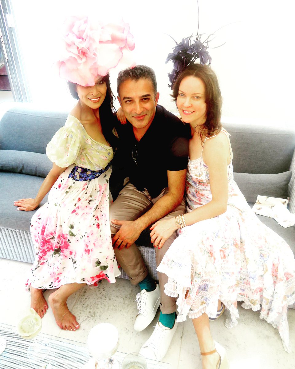 stephenmahoneym's tweet image. My picture #JackieStClair being a perfect host at her &amp;amp; her husband #CarlMichaelson afternoon #RoyalAscot soiree in their huge back garden, their London home. Jackie in her magnificent ensemble kept things down to earth by discarding her high heels &amp;amp; going barefoot with 2 guests