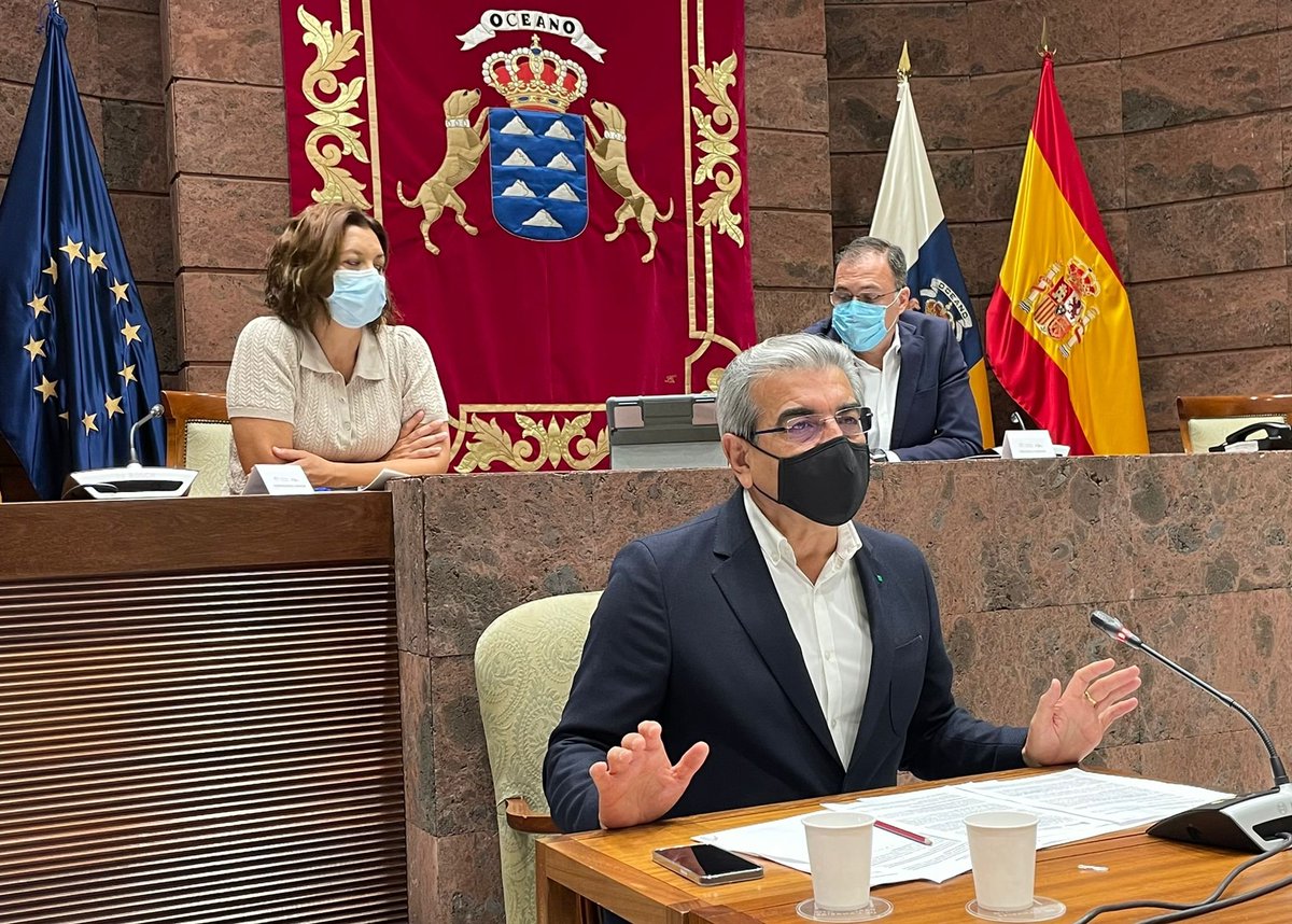 📣 Canarias demandará una respuesta europea solidaria y vinculante ante la inmigración en las RUP.

🔹 <a href="/RomanRodWeb/">Román Rodríguez</a> explica en el <a href="/parcan/">Parlamento Canarias</a> que trabajará por incluir este asunto en la próxima revisión de la Estrategia europea para estos territorios.

🌐⤵️
www3.gobiernodecanarias.org/noticias/canar…