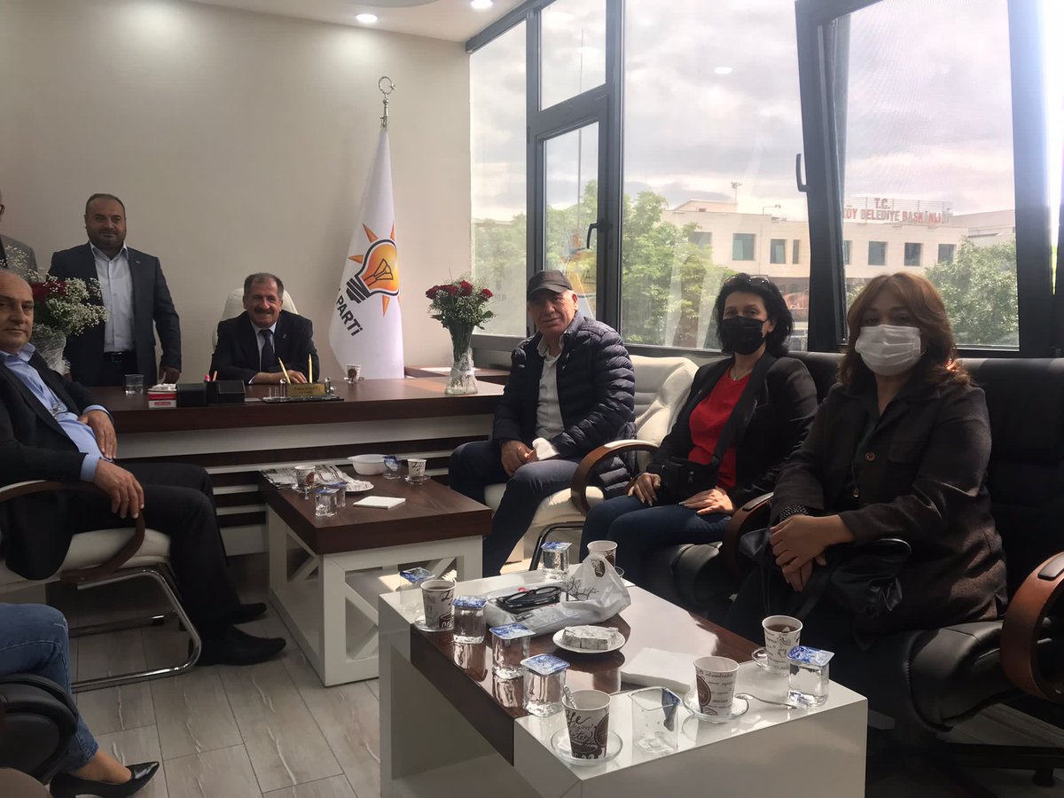 MHP Çiftlikköy İlçe başkanı Yaşar BOZ ve yönetimine nazik ziyaretlerinden ötürü teşekkür ediyoruz.