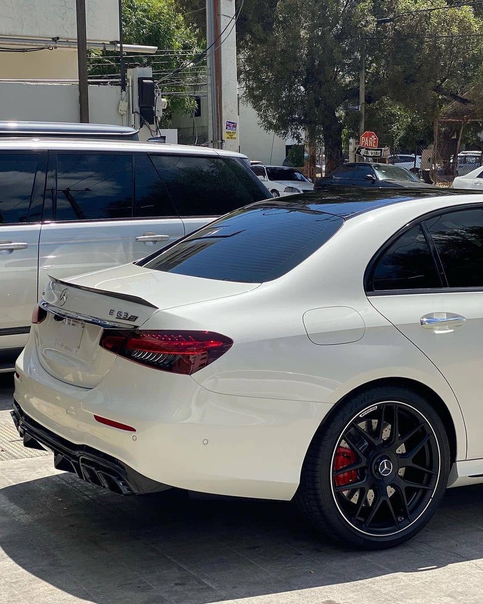 mbmaybachfans's tweet photo. 2021 E63 S AMG Facelift 612 HP π¦
πΈ: @exoticarsrd
#mercedesbenz #mercedesamg #w213 #e63s #e63samg #e63 #e63amg #e63sestate #e63wagon #mercedesbenzmaybachfans #eclass #ecoupe #e53cabriolet #e53amg #e53coupe #e53estate #mercedes https://t.co/tm2InjJBjg