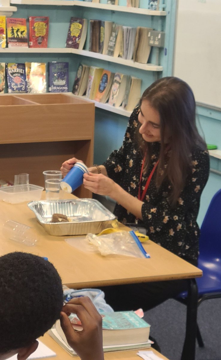 latimerprimary's tweet image. #ClassBL have been modelling what happens in the digestive system this afternoon. We have discussed how the body absorbs nutrients and what happens to the parts of our good we can't absorb. #LatimerScience