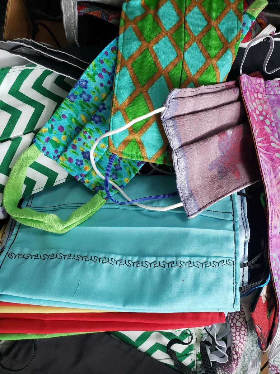 Hi #Halifax. Our stock of cloth masks is running low. If you are handy with a sewing machine, please help if you can. Drop off anytime to 2421 Brunswick St or call Sarah at 902 423-5049. Thank you #staysafe #bekind