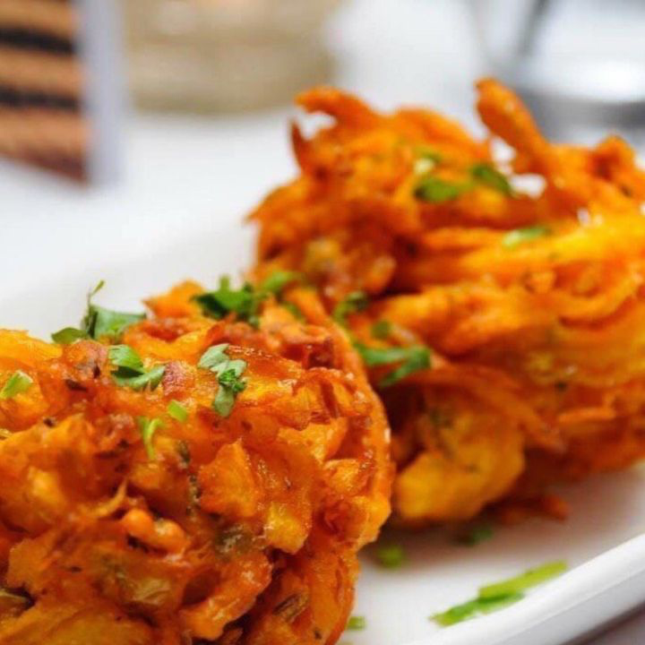 #OnionBhaji - who doesn’t love this classic starter?😁🥘🍛
Book your Table, or Order your Takeaway...
rubys.org.uk

#rubysindianstortford #rubysrestaurant #indiantakeawaystortford #authenticcurry #stortfordcurry #bishopsstortford #indianfood