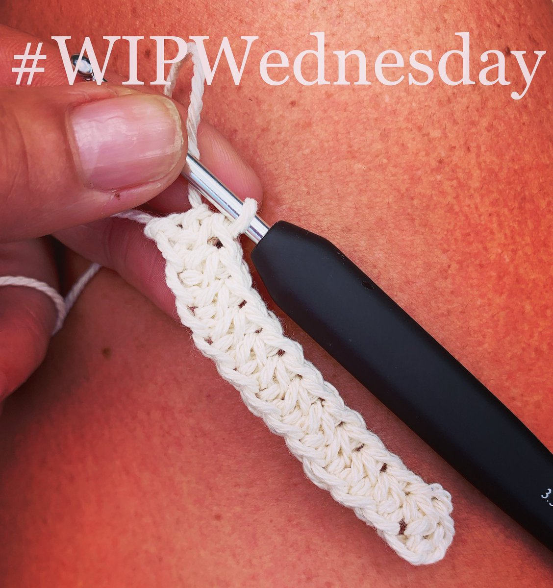 OhSoPrettyAC's tweet photo. Just a simple little row of hdc, but this, my friends, is part of something #spectacular! #watchthisspace #wipwednesday #ohsoprettyandclever #soontrend #ontrend #crochet #learntocrochet #crochetmakes #crochetmakesmehappy #crochetaddict #crochetlove #macramecord https://t.co/k5Qd1r1Jci