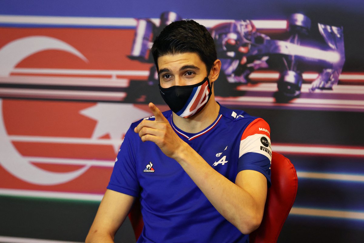 CanalplusF1's tweet photo. | INFO @canalplus |

@OconEsteban a prolongé son contrat de 3 années avec @AlpineF1Team 🖊️

Rendez-vous ce soir dès 19H45 en CLAIR et en DIRECT sur @CanalplusSport et @infosportplus dans #DailySport pour tous les détails et toutes les réactions 🗣️

#FrenchGP 🇫🇷 https://t.co/aJ970IXyay