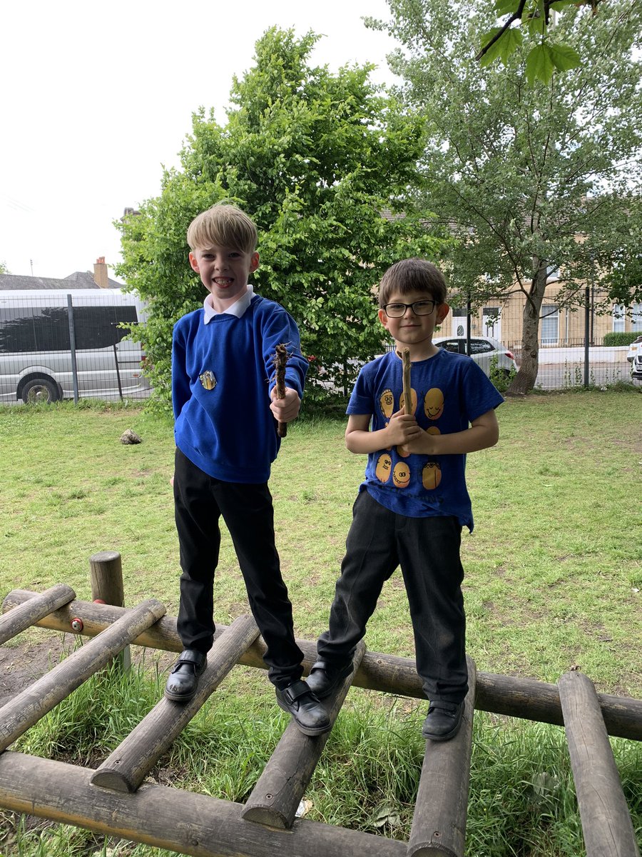 MrsQuigley2016's tweet photo. We are having great fun in our trim trail this afternoon 🌿🍃🪨 @PirieParkPS #p1q https://t.co/6MyRytBmZZ