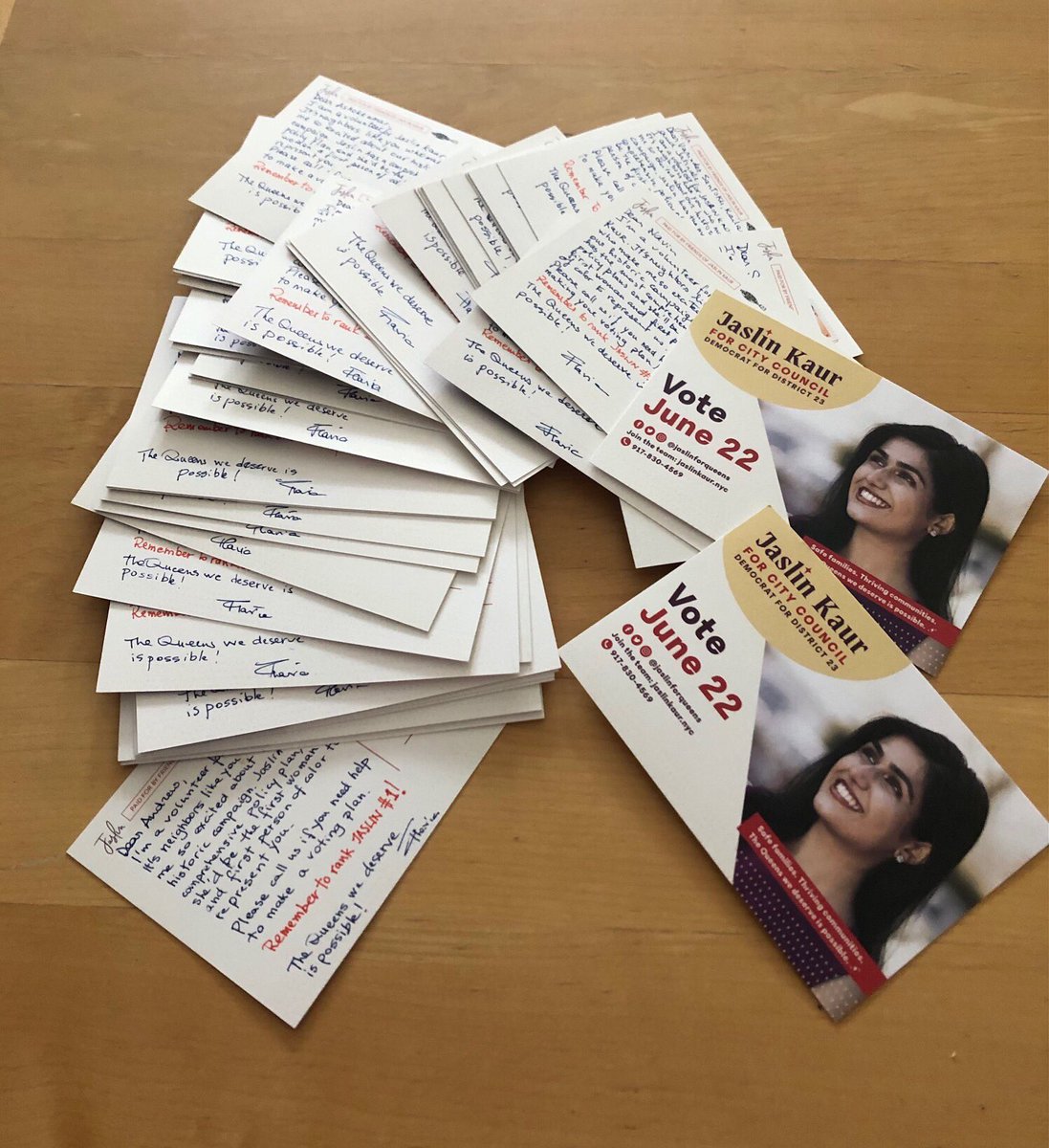 jaslinforqueens's tweet photo. Thousands of hand written postcards to District 23 voters: one more way our grassroots volunteer operation is so powerful, and one more reason we’re going to win. 

Six more days. Join Abby and her friends. Write postcards. 

bit.oy/postcardsforjaslin https://t.co/30IP8o8ylq