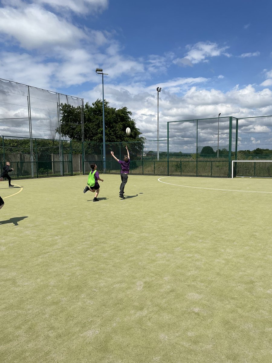 PeGolborne's tweet photo. Well done to the year 7’s! Working hard on them Rugby Skills 🏈 @WiganWarriorsEd @Marshy231 https://t.co/33kyOXBkN9