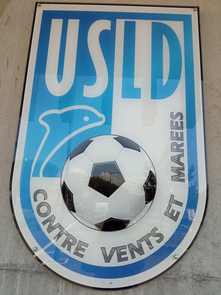 Valérie Vanacker (@vdunkerque) on Twitter photo 📣 A @dunkerque on prépare l'ouverture du nouveau #stadetribut avec <a href="/usldunkerque/">USL DUNKERQUE 🐬</a> ⚽
🔄 échanges autour des futures opportunités de recrutements et formation avec le #CFMS
⏳RDV à la rentrée prochaine pour les découvrir
Merci <a href="/BenoitDartois/">Dartois Benoit</a> <a href="/EdwinPindi/">Edwin Pindi</a> pour votre confiance 👍 📣 A @dunkerque on prépare l'ouverture du nouveau #stadetribut avec <a href="/usldunkerque/">USL DUNKERQUE 🐬</a> ⚽
🔄 échanges autour des futures opportunités de recrutements et formation avec le #CFMS
⏳RDV à la rentrée prochaine pour les découvrir
Merci <a href="/BenoitDartois/">Dartois Benoit</a> <a href="/EdwinPindi/">Edwin Pindi</a> pour votre confiance 👍