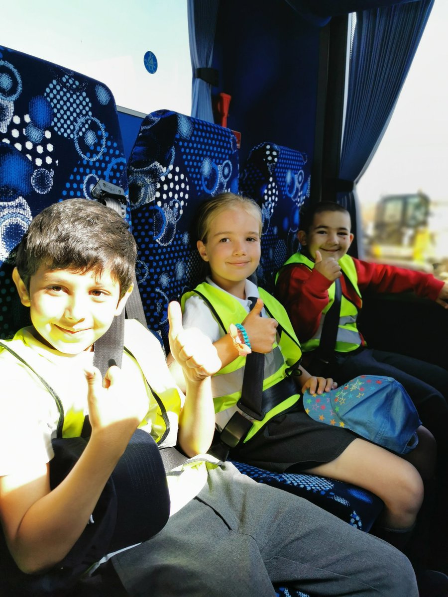 Yr 1 have had a great day at Salcey Forest: exploring the wildlife; creating wands and journey sticks from natural resources; and working as a team to track down the Gruffalo!