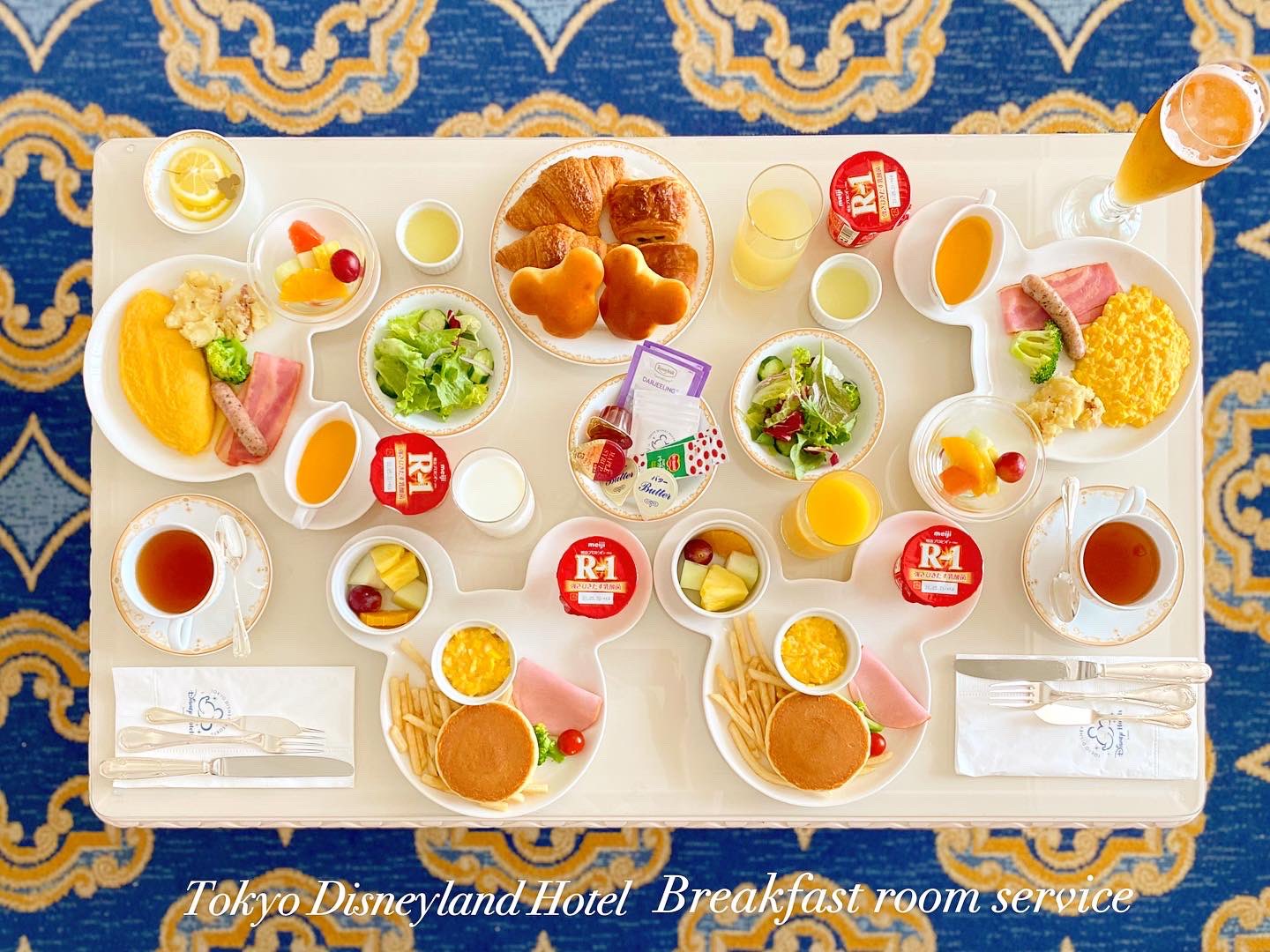 Coco Mama コンシェルジュシンデレラルームは朝食がルームサービスも選べます R 1の宣伝ではございません 笑 Tdr Food 東京ディズニーランドホテル T Co Ovnpw8mku0 Twitter