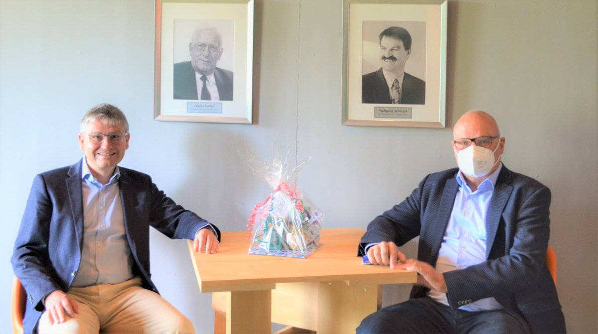 📍Im Austausch über aktuelle Themen mit dem Bürgermeister von St. Georgen, Michael Rieger.
Es ist mir ein großes Anliegen immer ein offenes Ohr für die Bürgermeister und Bürgermeisterinnen aus meinem Wahlkreis zu haben.