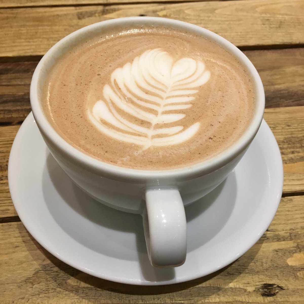☕️ Heaton Road, Heaton Park Road &amp; Chillingham Road are 3 Heaton streets packed with cafes &amp; eateries in #OurNewcastle.  
You'll never be short of a great cuppa and a tasty, artisan treat. But which is your favourite Heaton cafe, restaurant or takeaway? 🤔