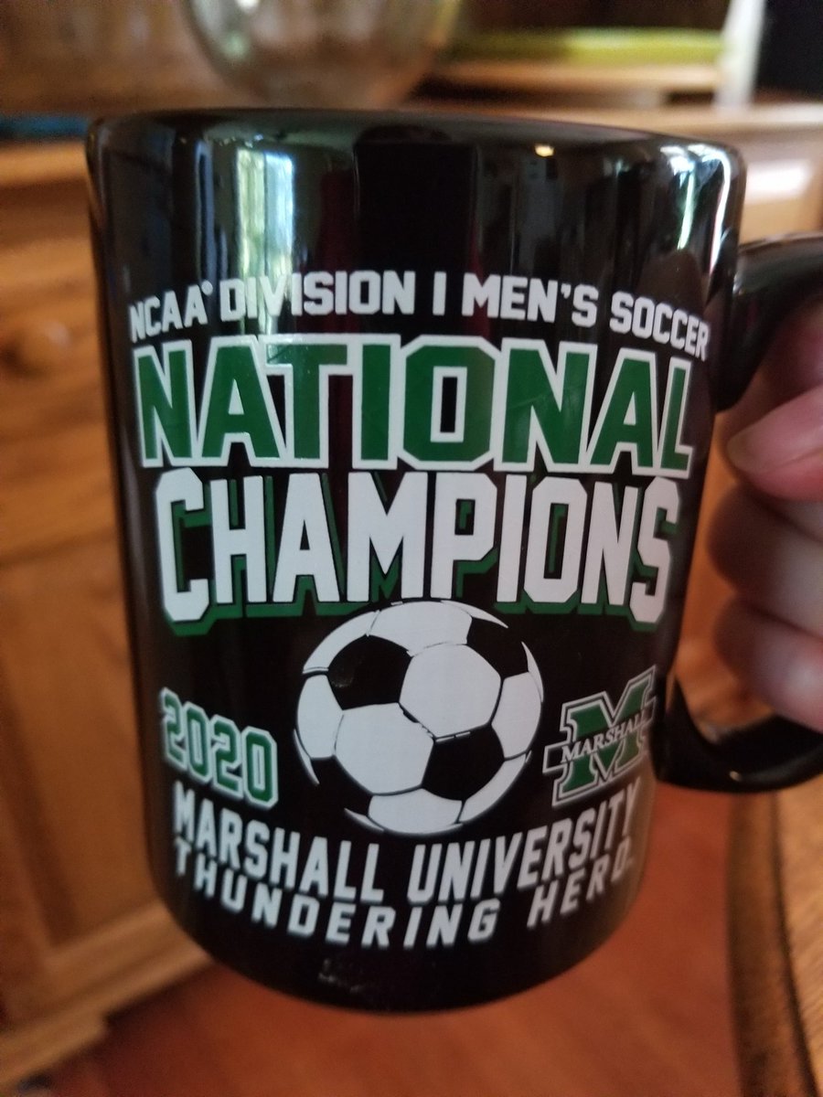 winnie_phred's tweet photo. Someone famous told me that: A journey of a thousand boxes begins with a single cup of non-crappy coffee. This new mug also helps. https://t.co/jEJg4tOKQz