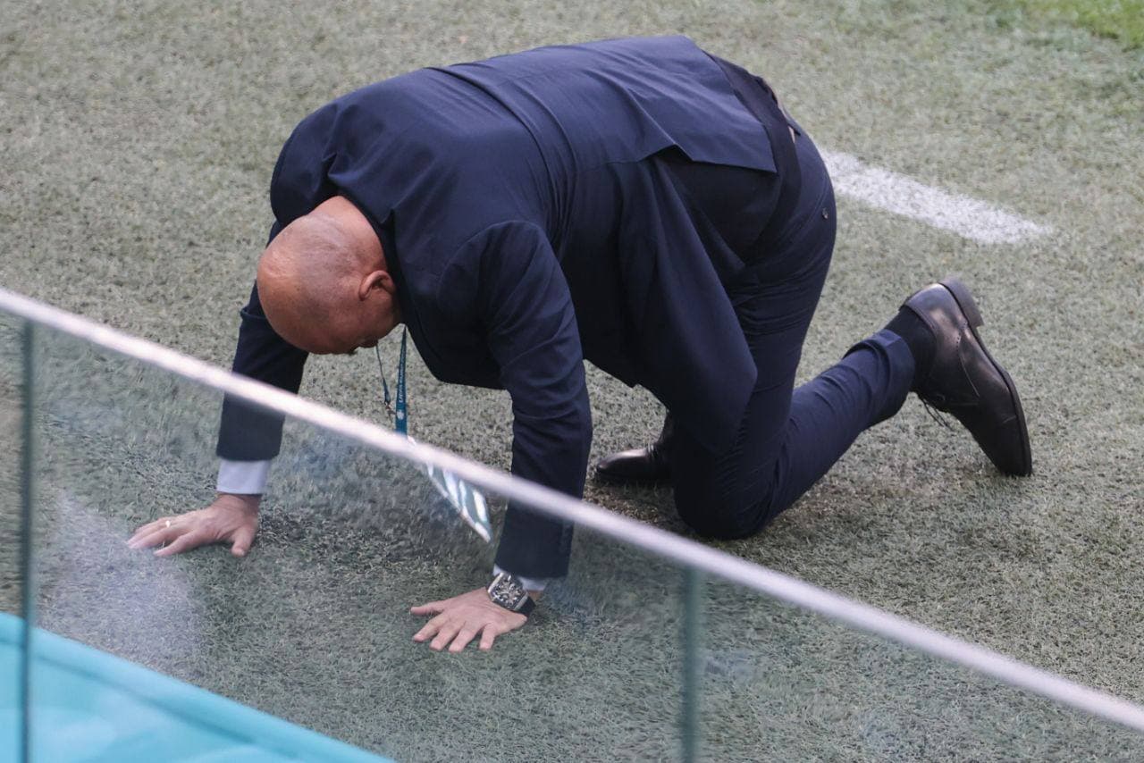 E4Ak-rCUYAAb-vK?format=jpg&name=large