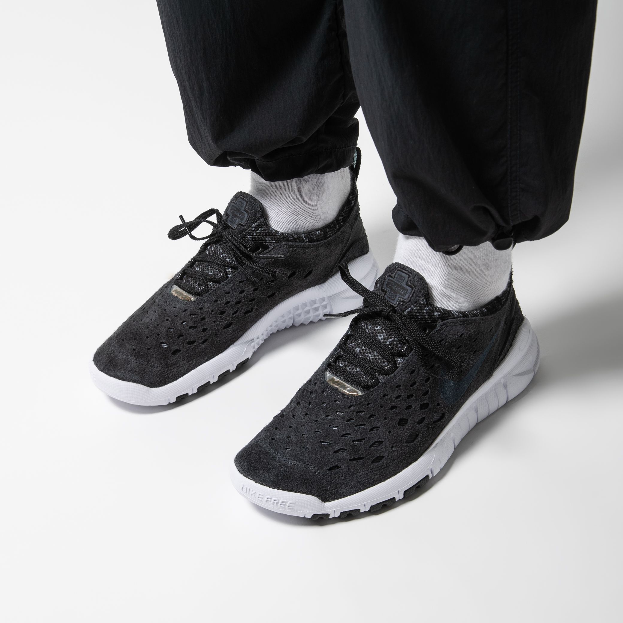 Titolo on X The Nike Free Run Trail Black White mimics the natural motion of the foot to provide comfort during your journeys. now available in store and online https t oTFITuNFEW US