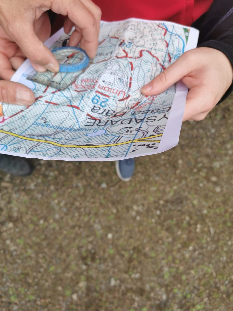 sligoctc's tweet photo. Our sport group enjoyed an afternoon map reading and navigation under the guidance of @nwadventuretour at Union Wood yesterday #sligoctc #sligo #sportcourse #outdoors #HealthyLiving https://t.co/psKYewKAuR