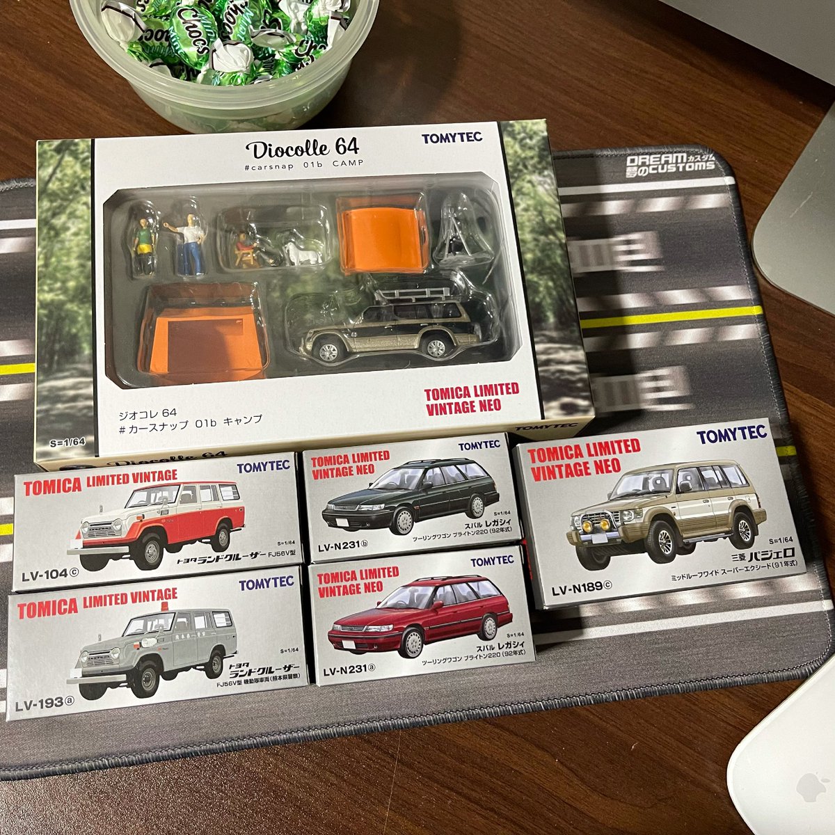 Recent TLVN addi(c)tion! Excited about the Land Cruiser!
#トミカ #トミカ博 #tomicalimitedvintage #subarulegacy #mitsubishipajero #diocolle64