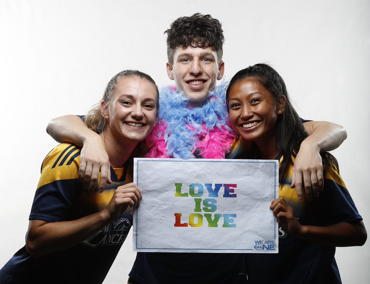 WindsorLancers's tweet photo. On this #WindsorWednesday, we want to remind you that #LoveIsLove. Simple as that. No matter who you are, who you love, #LoveIsLove.
•
#PrideMonth #Lancers4AntiRacism #YouCanPlay ❤️🧡💛💚💙💜
•
📸: @mphcentral https://t.co/98BWR5gyE0