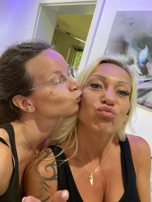 Hei&szlig;es Trib Fight Date mit der scharfen @AnnikaRose69 Schon Neugierig? 😜 https://t.co/vqjMFOWlUb<a class="tags" href="/tag/annikarose69">@annikarose69</a><a href="/tag/camgirl"class="tags"><span>#camgirl</span></a><a href="/tag/livestrip"class="tags"><span>#livestrip</span></a><a href="/tag/leder"class="tags"><span>#leder</span></a><a href="/tag/gro%C3%9Fetitten"class="tags"><span>#gro&szlig;etitten</span></a><a href="/tag/sharondavale"class="tags"><span>#sharondavale</span></a>