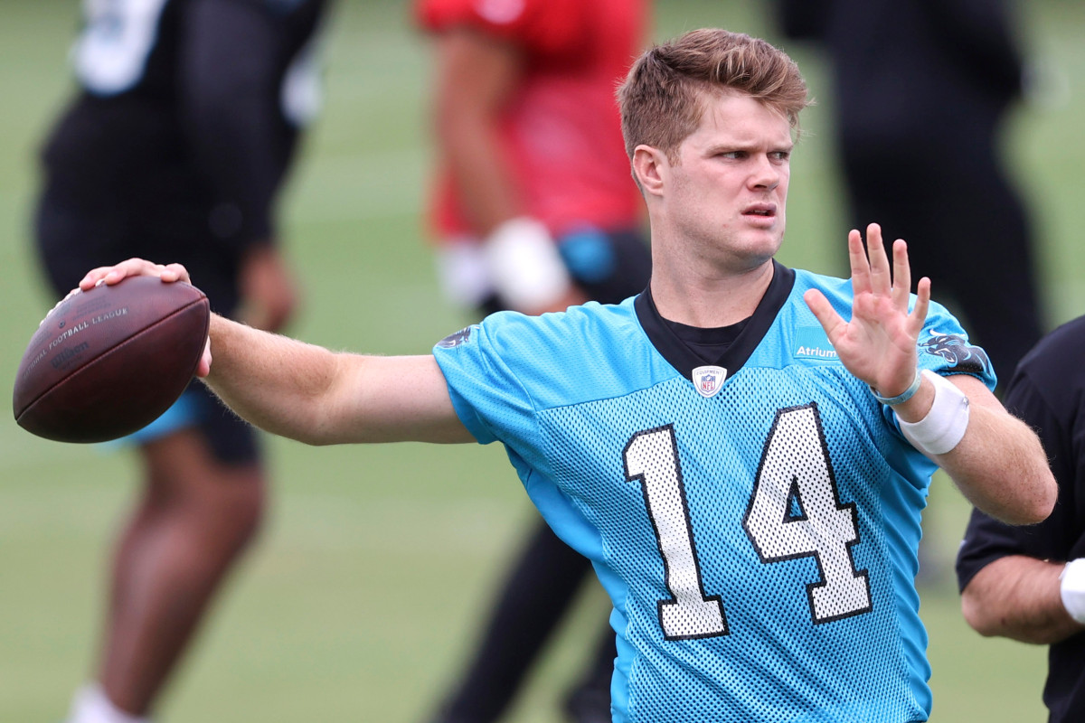 Sam Darnold has a 'glowing charisma' now that he's away from Jets Robby Anderson
