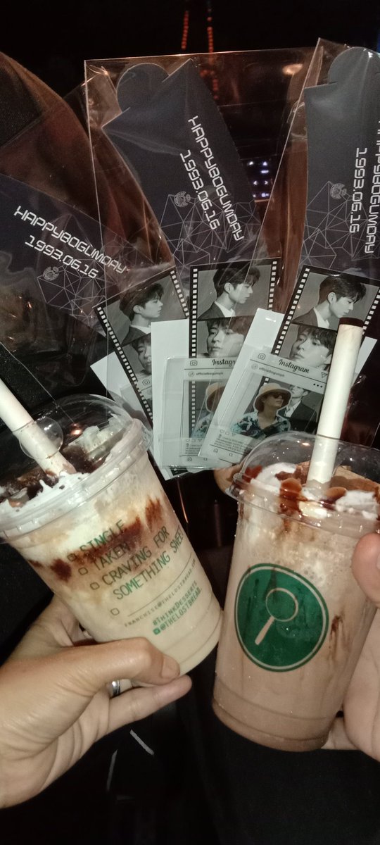 khris_sword's tweet photo. Thank you @officialbogumph for this event!
 -PBGPH Cup Sleeve Event-
#TheLostBread
#ParkBoGum https://t.co/pRNg9IuXr8