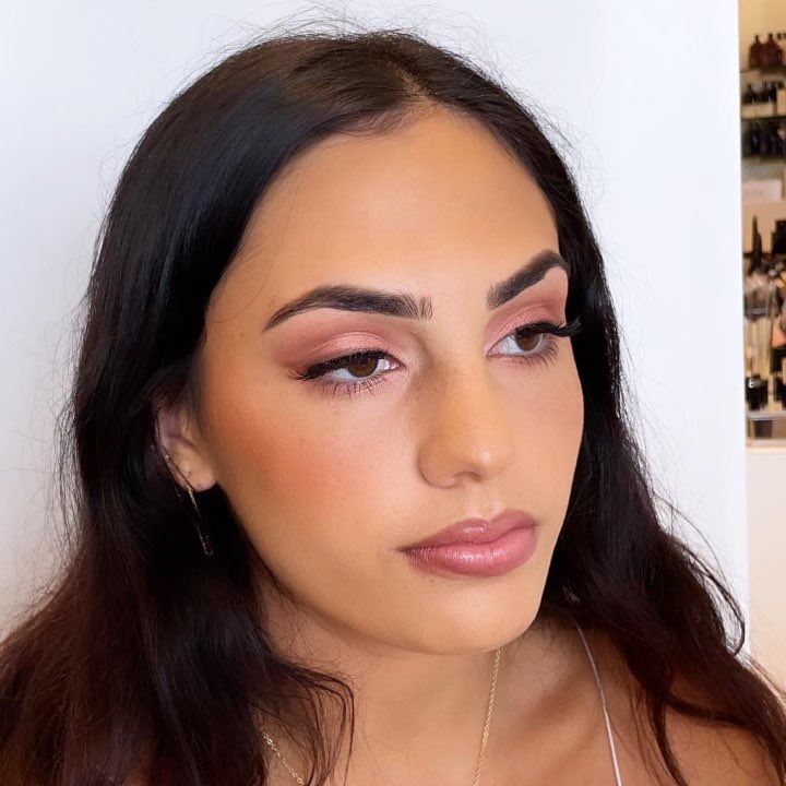 ScottMillerHair's tweet photo. Webster Wednesday ✨ Swipe for a collection of some insanely gorgeous makeup looks by Katie https://t.co/MY4zOpqZU9