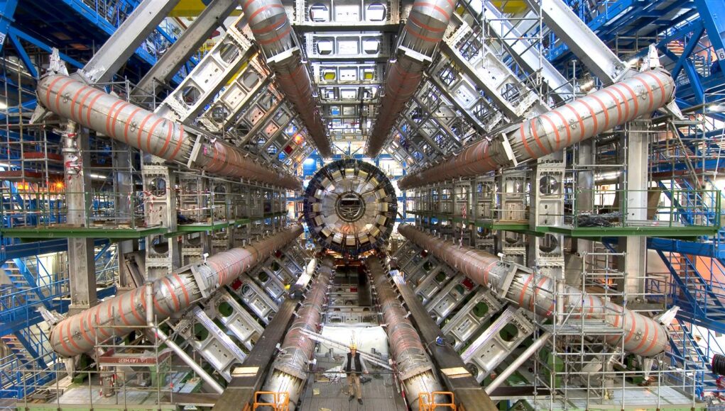 norte360's tweet photo. #CIENCIA360⚛️| Innovadora tecnología fabricada en Chile se implementará en el Gran Colisionador de Hadrones del CERN https://t.co/pUSBprK7i8 vía @Norte 360°
@cctval_usm https://t.co/ipKSnyKjdA
