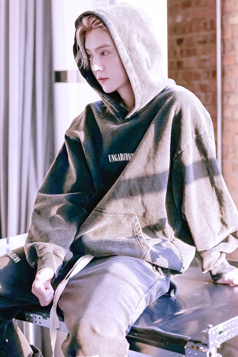 HUNHANpics tweet media